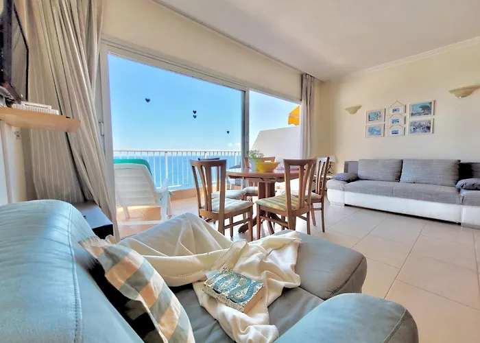 Ocean Cliffs Apartment